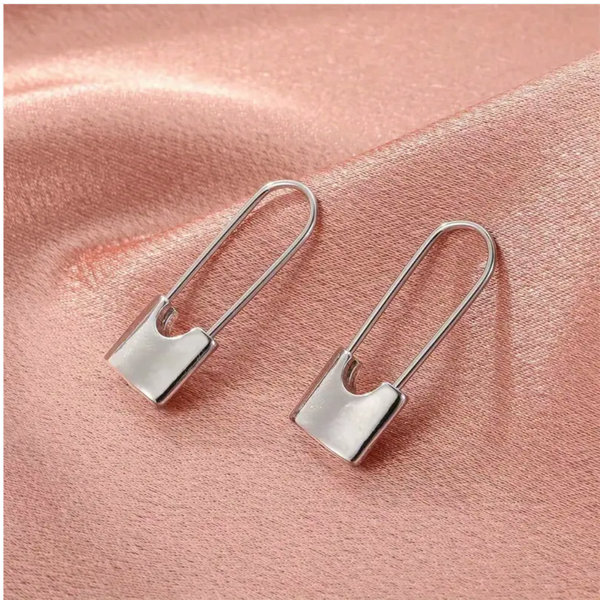 SUNNY CALIFORNIA METAL LOCK EARRINGS