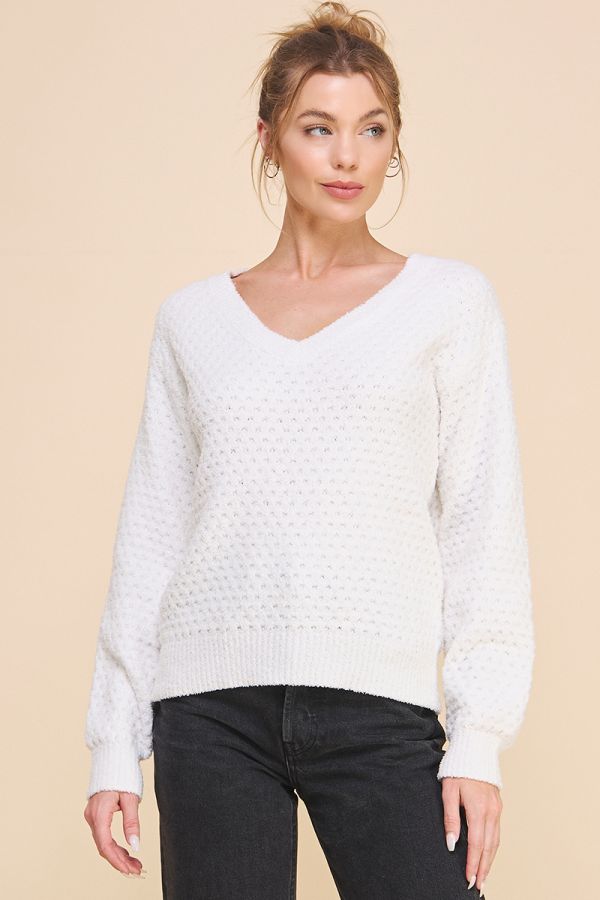 ALLIE ROSE SOFT CLOUD PIQUE V NECK SWEATER - OFF WHITE