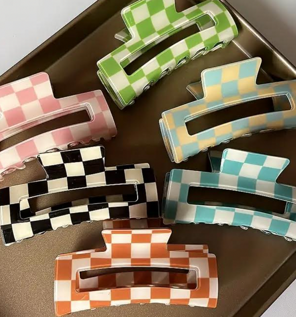 HOUSE CHECKERED HAIR CLAW CLIPS
