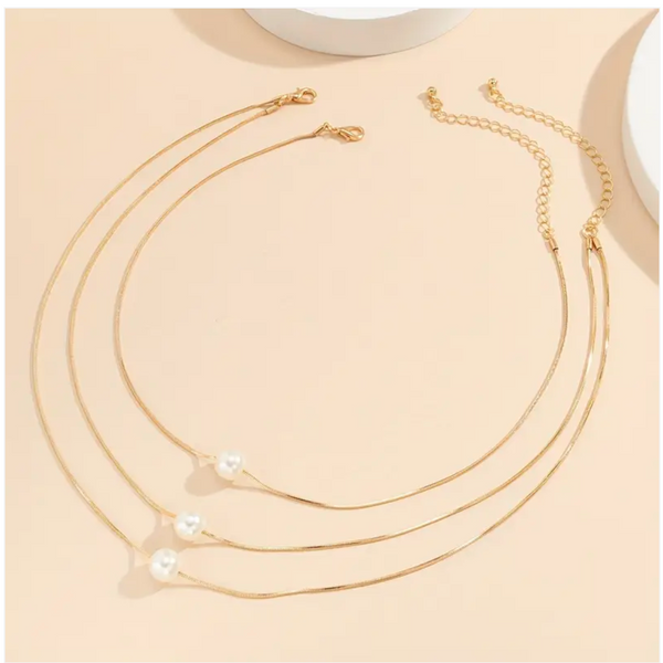 SUNNY CALIFORNIA GOLD AND PEARL 3 STRAND NECKLACE