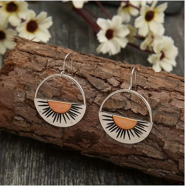 SUNNY CALIFORNIA ALLOY SUNSET EARRINGS