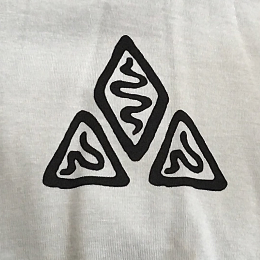 MIDTOWN TEE SCRIBBLE TRIANGLE - DOLPHIN
